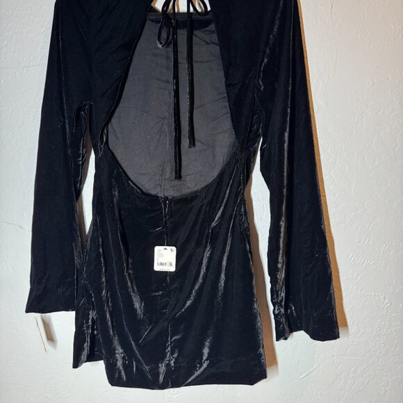 Free People Chelsey  Long‎ Sleeve Black Velvet Mini Dress Size S NEW WITH TAG - Picture 10 of 11